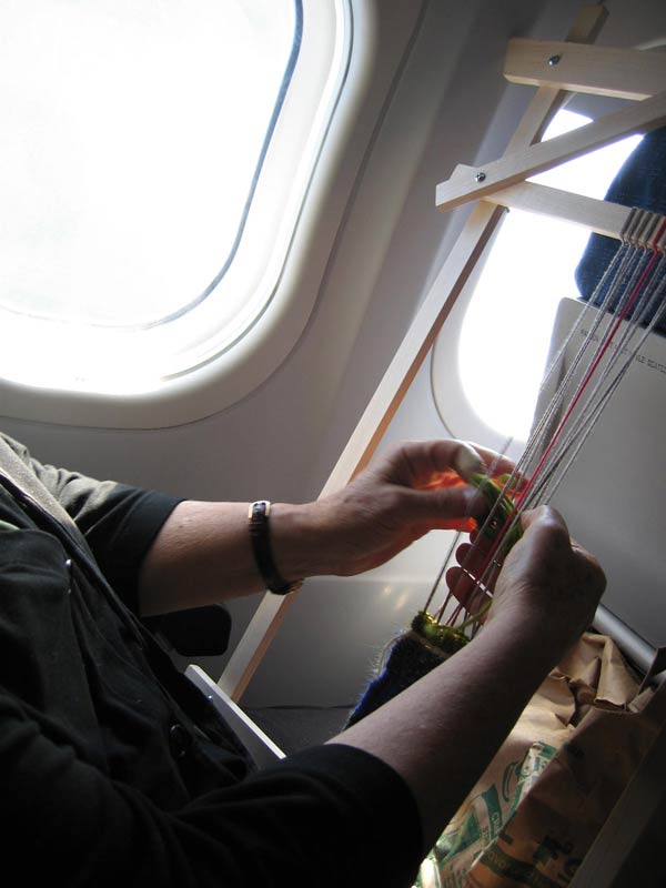 Weaving during flight